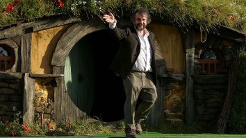 Remember ‘LotR’ Director Peter Jackson? He Hasn’t Been Making Movies Because He’s Trying To Revive An Extinct 10-Foot-Tall Bird