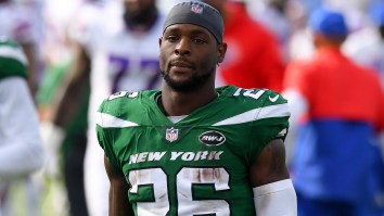 Le’Veon Bell Says He Skipped A Jets Game To Go Bowling Because He Hated Playing For Adam Gase