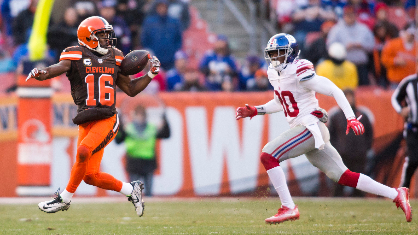 shortest NFL players in history Cleveland Browns wide receiver Andrew Hawkins