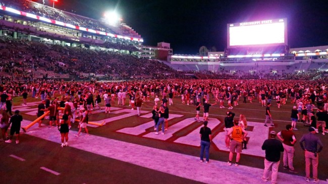Mississippi State college football fans celebrate win over Arizona State