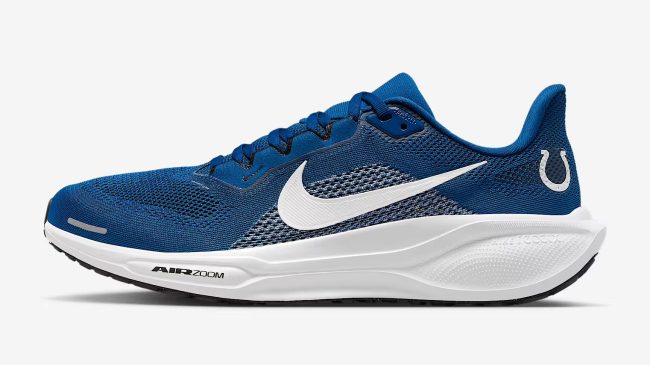 Pegasus 41 shoes - Colts