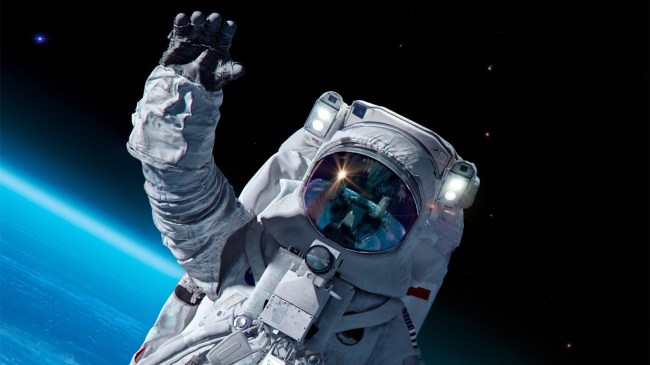 astronaut-stranded-in-space