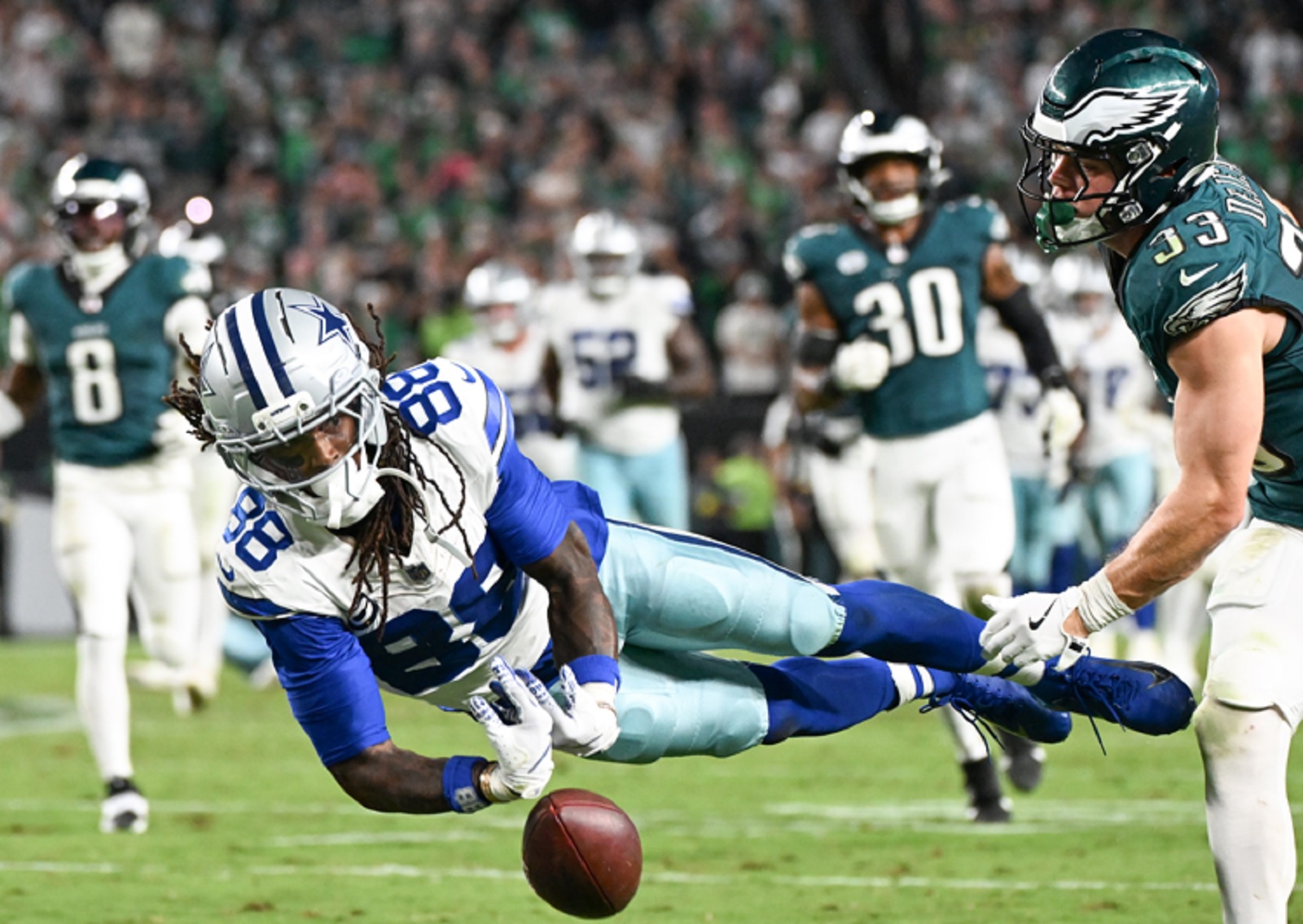 CeeDee Lamb Brutally Mocked After Dropping Passes In Cowboys Loss ceedee-lamb-brutally-mocked-after-dropping-passes-in-cowboys-loss