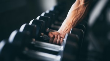 Florida Man Set New Record For Most Total Weight Lifted (Dumbbell Rows) In 60 Seconds And Smashed The Record Previously Set In Russia