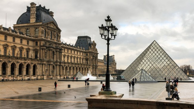 louvre-museum