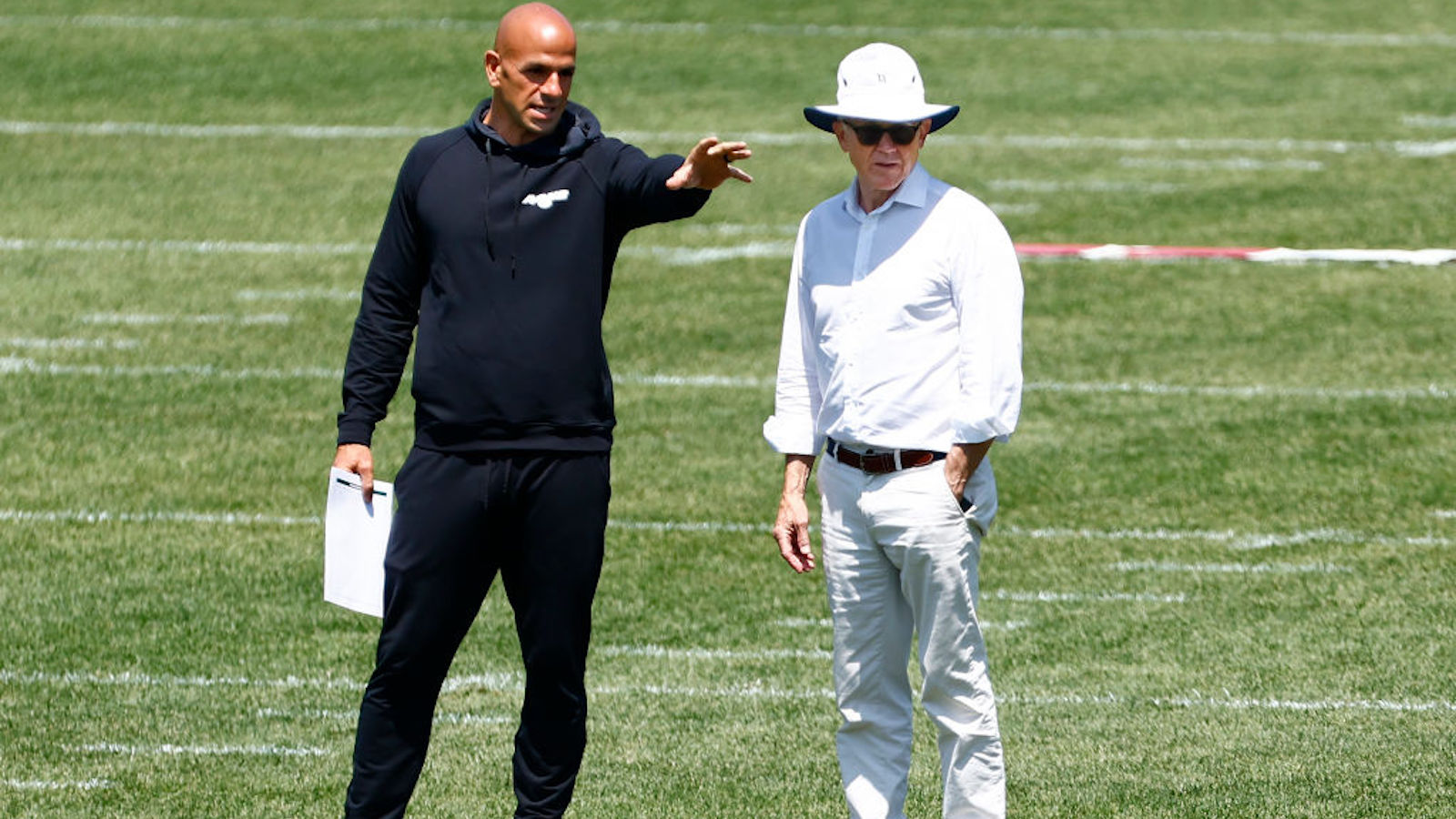 robert saleh woody johnson