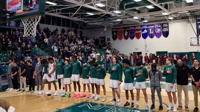 Jacksonville Dolphins basketbal game at Swisher Arena