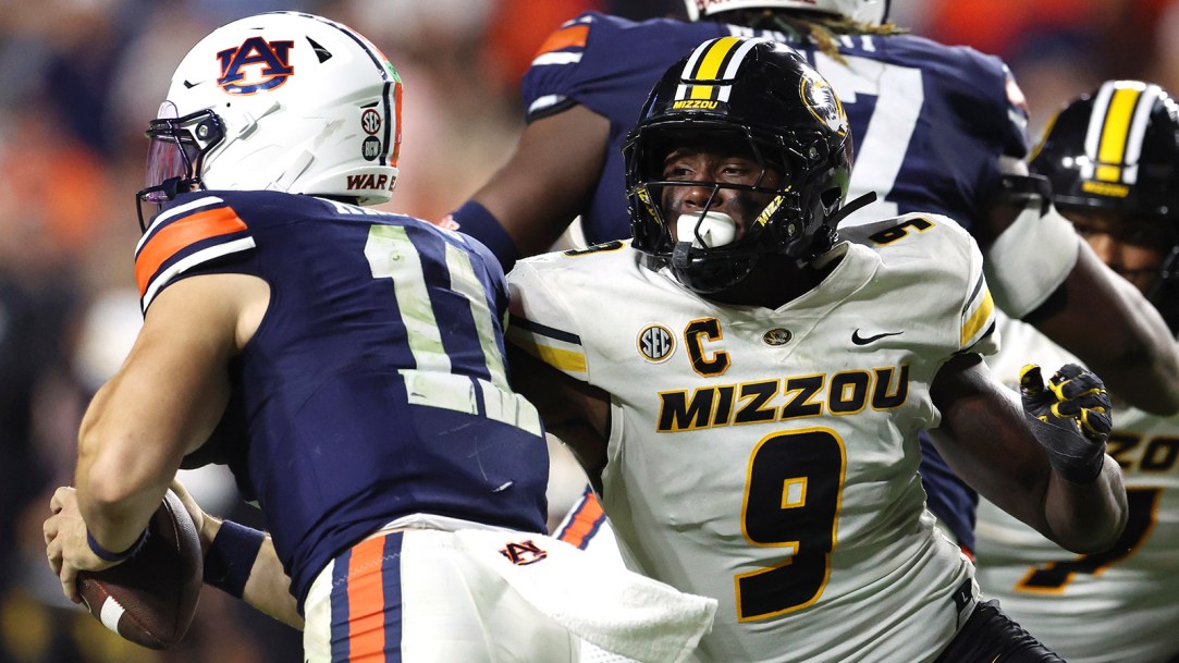 Zion Young Missouri Hot Mic