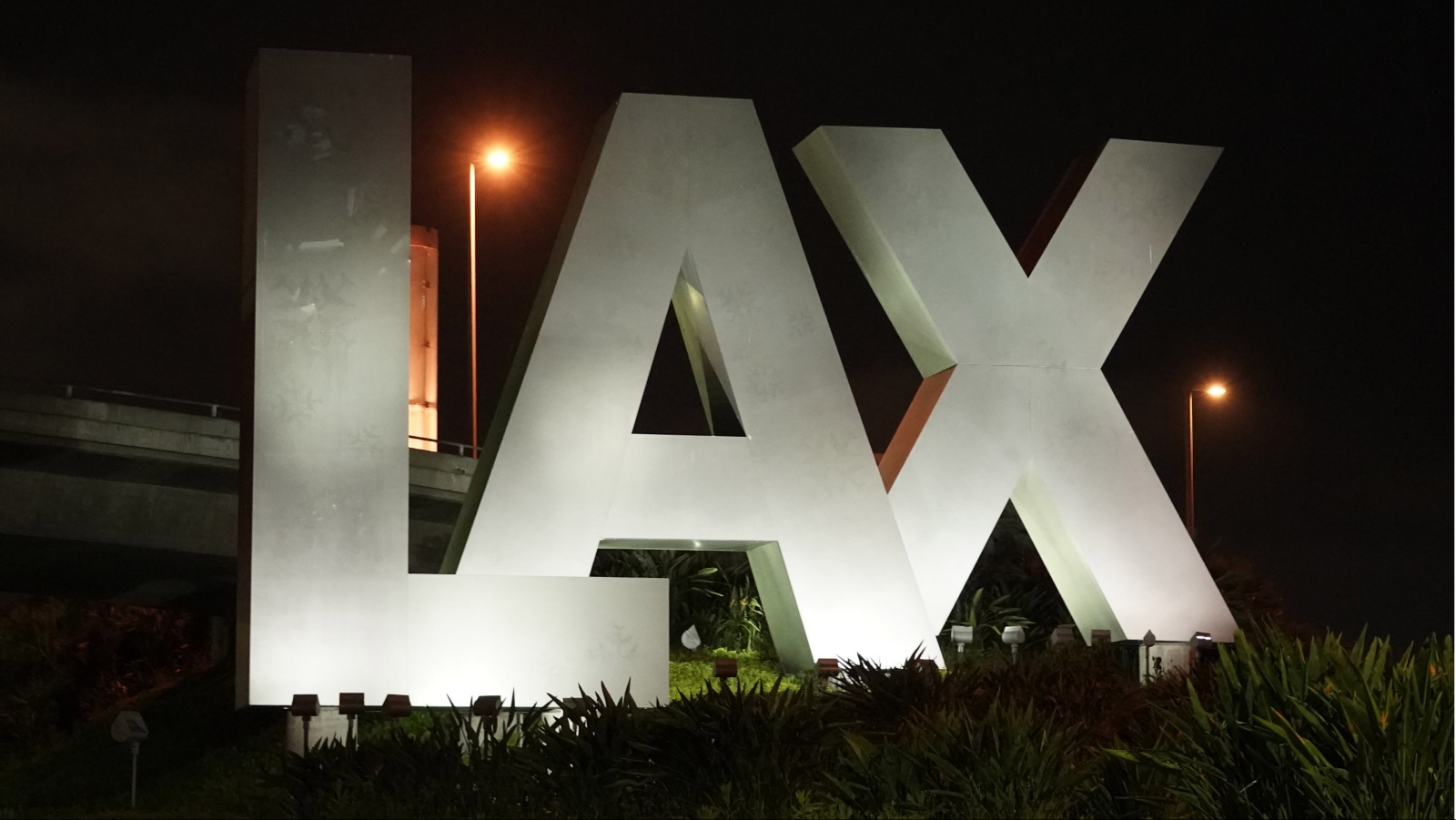 Protesters Outside Of Busy California Airport Attempt To Cause Delays For Thanksgiving Travelers