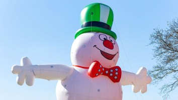 ‘Frosty The Snowman’ Voice Actor Jackie Vernon Exposed By Son For Hiding Three Secret Families