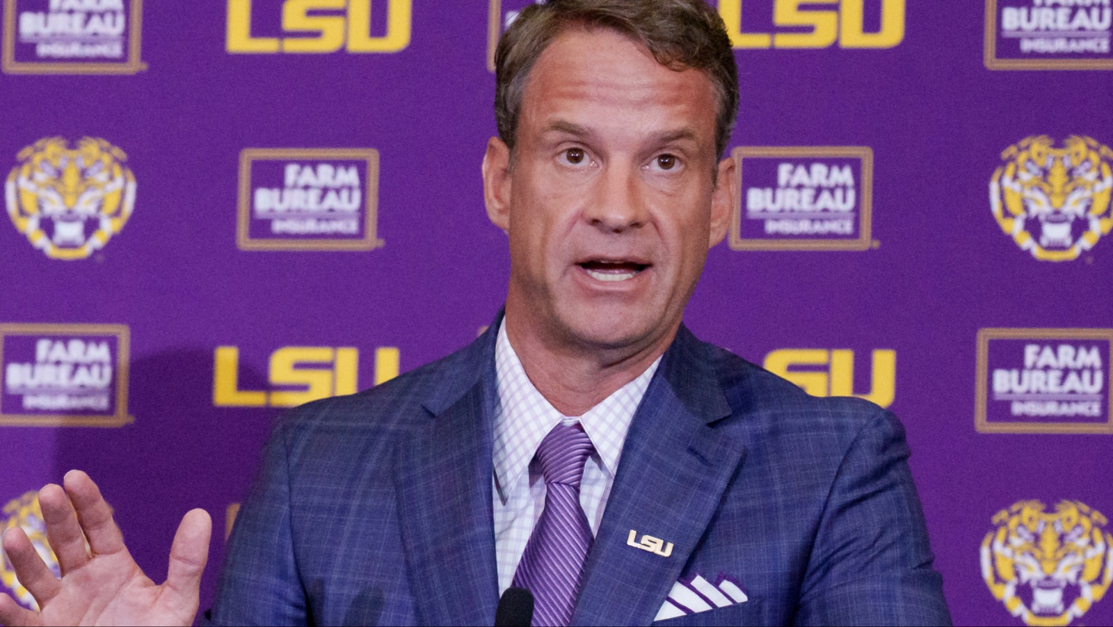 Mississippi Police Deny Lane Kiffin’s Claim That Ole Miss Fans Tried To Run Him Off The Road