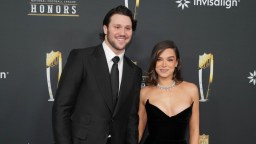 Hailee Steinfeld & Josh Allen Expecting Their First Child