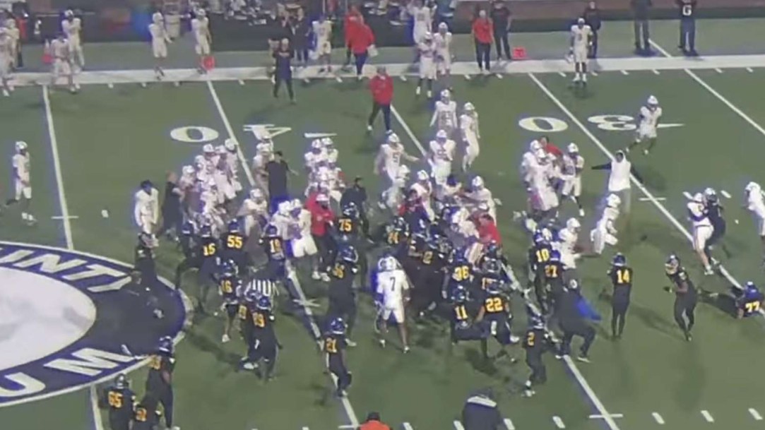 Gainesville High School Football Georgia Brawl Josh Niblett Coach Villain