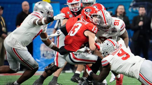 Georgia vs Ohio State in 2022 Peach Bowl