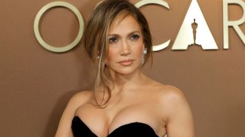 Jennifer Lopez Embarrassingly Caught In 4K Using Facetune Filters In Christmas Post