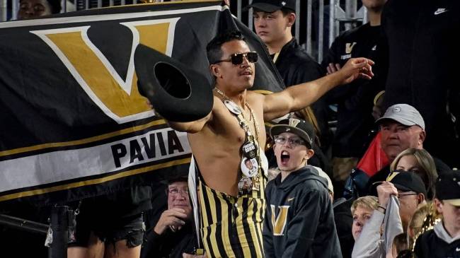 Diego Pavia's brother Roel at Vanderbilt football game