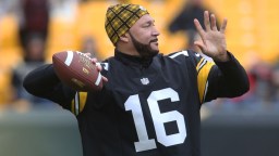 NFL Journeyman QB Charlie Batch Has Hilarious Response To C.J. Stroud’s Awful Performance Vs. Patriots