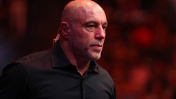 Joe Rogan Blasts Golden Globes Over ‘Best Podcast’ Category, Claims They Asked Him Pay $500 Fee To Be Nominated