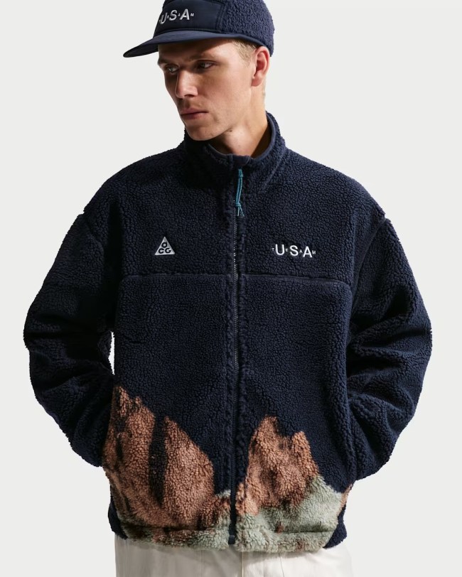 Nike Therma-FIT ADV Windproof Full-Zip Fleece Jacket