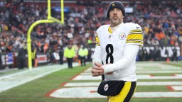 Former Weekly ‘Pat McAfee Show’ Guest Aaron Rodgers Takes Shot At Jets Over Talking To The Media