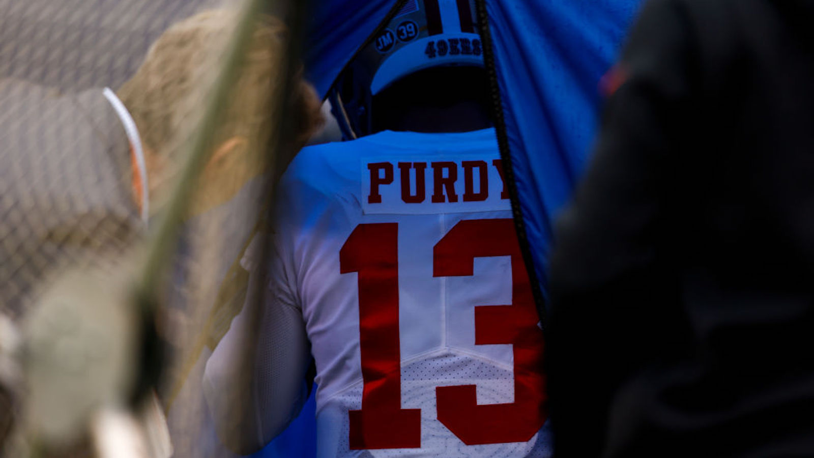 brock purdy in the blue medical tent