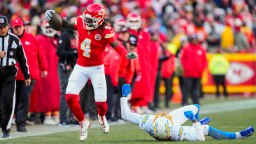 Chiefs Players Ripped For Their Tone Deaf ‘Free 4’ T-Shirts After Rashee Rice Accused Of ‘Years Of’ Disturbing Domestic Violence