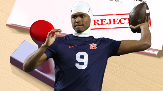 Deuce Knight transfers to Ole Miss