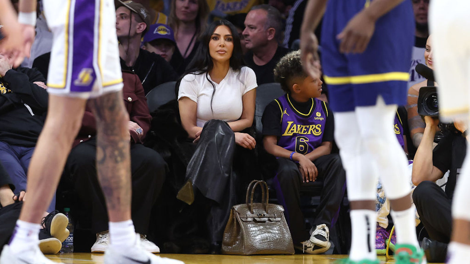 kim kardashian lakers