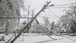 LSU Reporter Shamelessly Mocks Devastating Ice Storm In Mississippi As Thousands Freeze Without Power