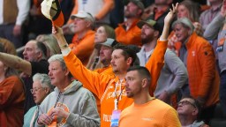 Tennessee Basketball Trolled Its Unhinged Fanbase After Controversial Win Over SEC Rival