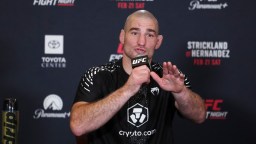 Sean Strickland’s Mic Gets Cut During Latest Unhinged UFC Press Conference