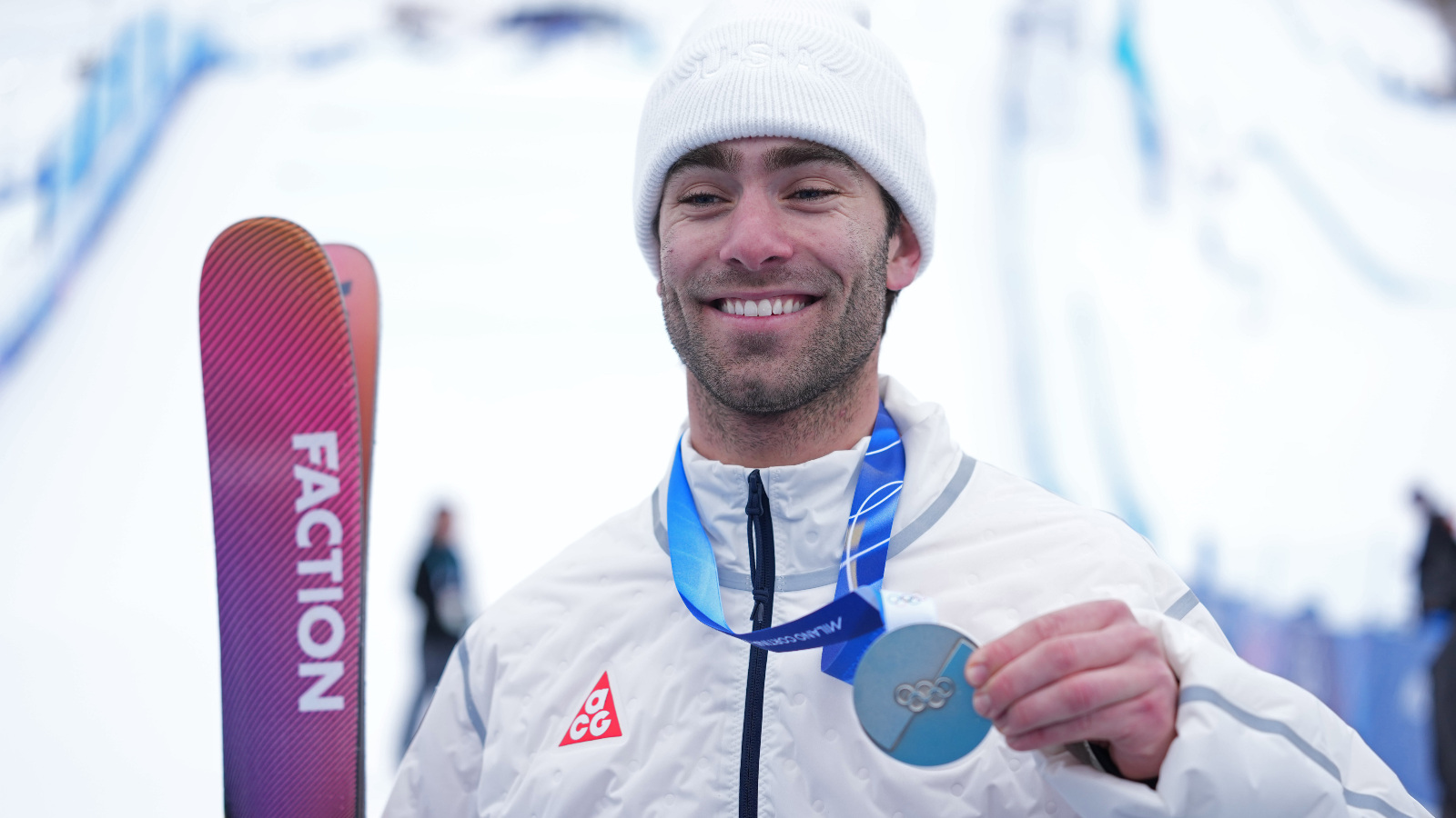 Team USA freestyle skier Alex Hall displaying silver medal