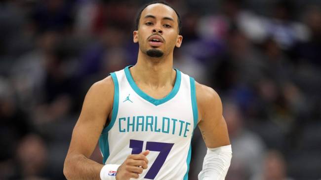 Amari Bailey on the Hornets