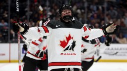 Olympic Hockey Captain Shows Strong Sportsmanship With Classy Gesture Of Respect For Big Hit To Head