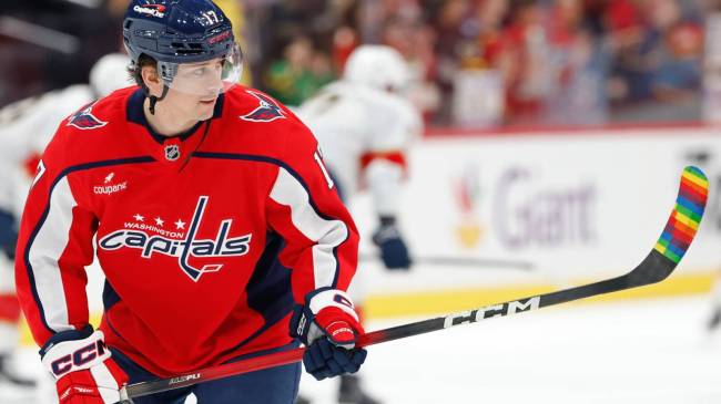 Capitals center Dylan Strome