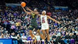 Flau’jae Johnson’s Mom Insults LSU Teammates In Weird Rant To Cope With South Carolina Loss