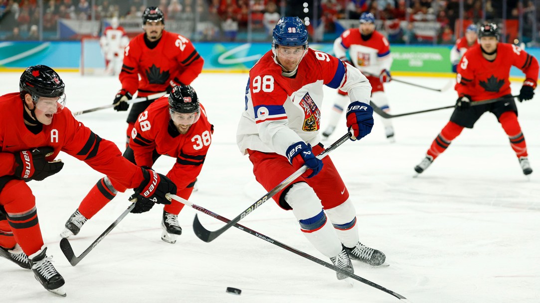 Olympics Hockey Controversy Referees Canada Toews Hooking Penalty Necas Czechia