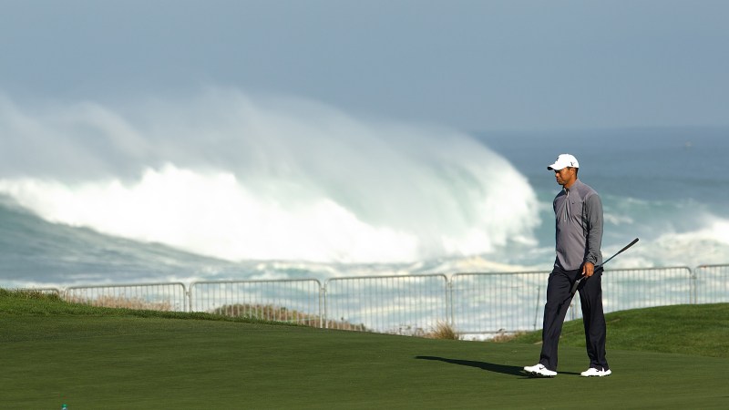 Ranking 9 Of The Most Memorable Pebble Beach Golf Shots Over The Years