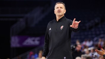 Louisville WBB Coach Jeff Walz Tells UCLA’s Cori Close To Quit Whining About Long Hours