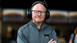NASCAR Fans Worried About Health Of Legendary Announcer Larry McReynolds After Troubling On-Air Signs