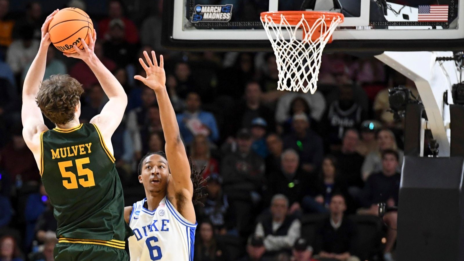 Duke Survives Siena Scare in NCAA Tournament