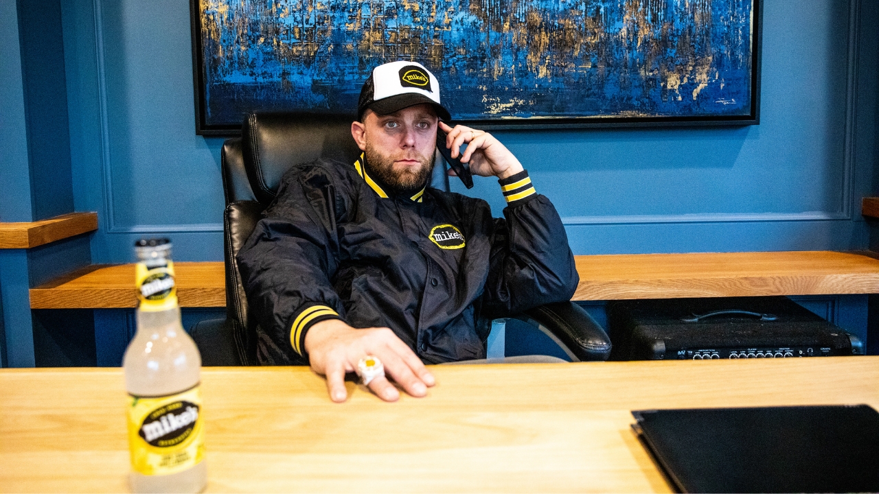 Mike’s Hard Lemonade Just Signed The First Fantasy Commissioner To An Endorsement Deal!