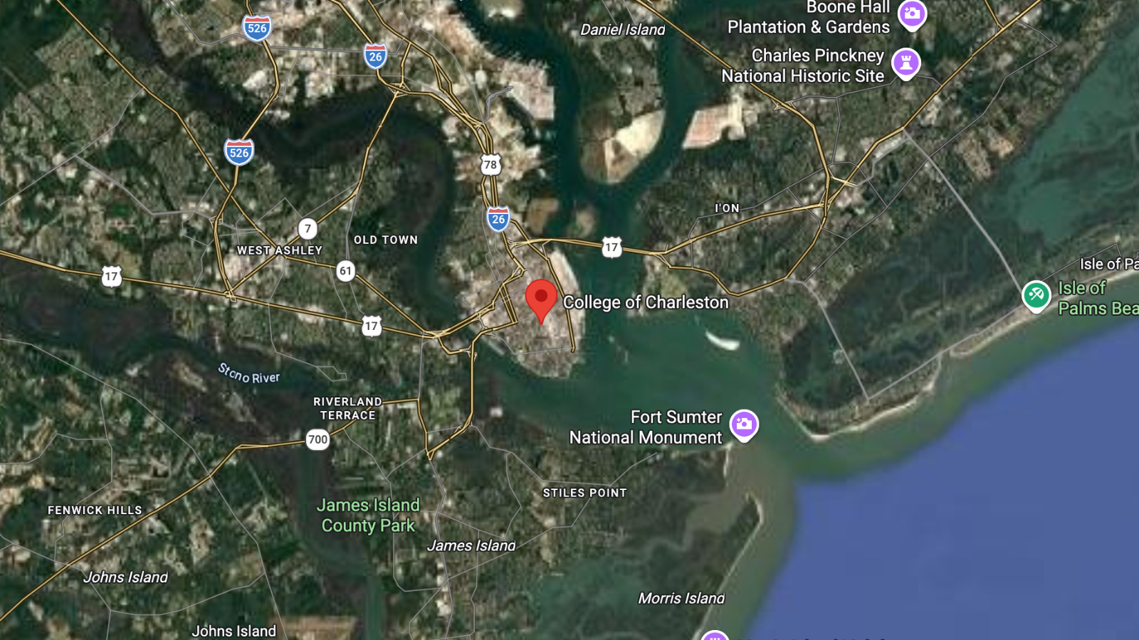 closest colleges to the beach College of Charleston