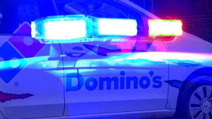 cop-dominos-pizza-delvery