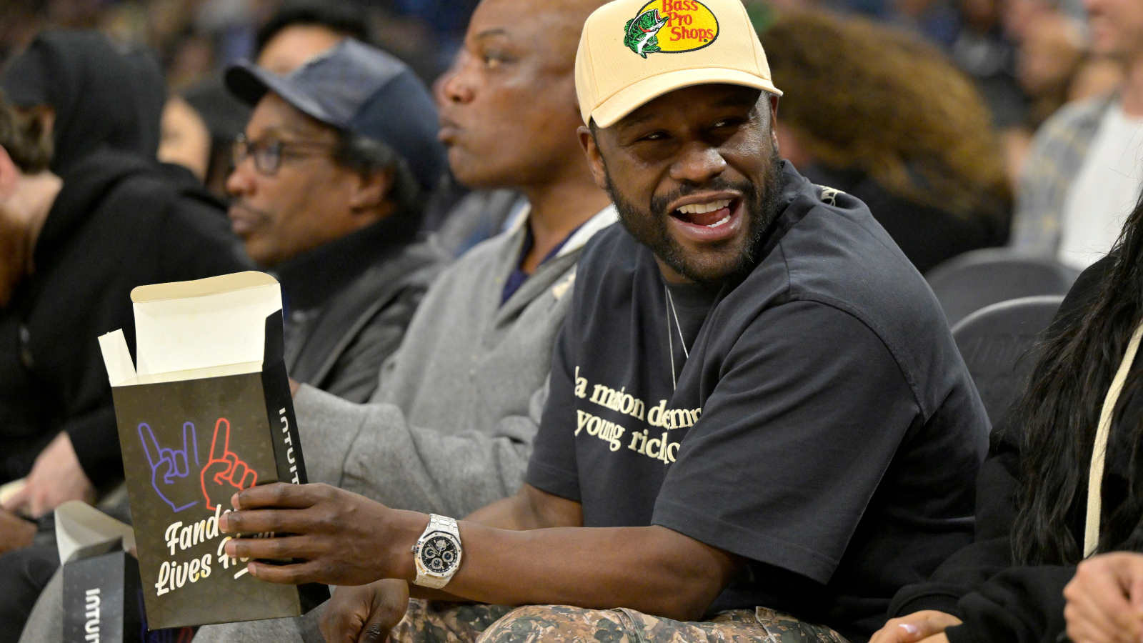 outrageous facts about Floyd Mayweather Jr and his boxing career and wealth