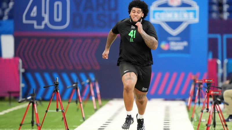 Watch These 300-Pounders Run The 9 Slowest Times At This Year’s NFL Combine