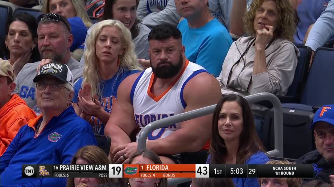 Viral Florida Fan Arms Jacked