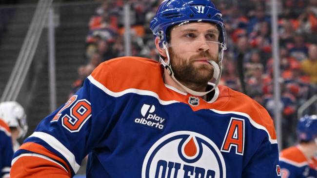 Oilers forward Leon Draisaitl