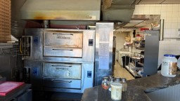 Florida ‘Pizza Girl’ Says She’s Been Getting Harrased By Creepy Men After Going Viral On Social Media