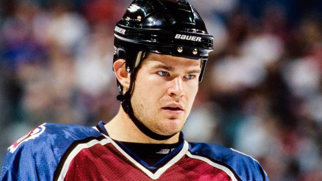 Avalanche winger Adam Deadmarsh